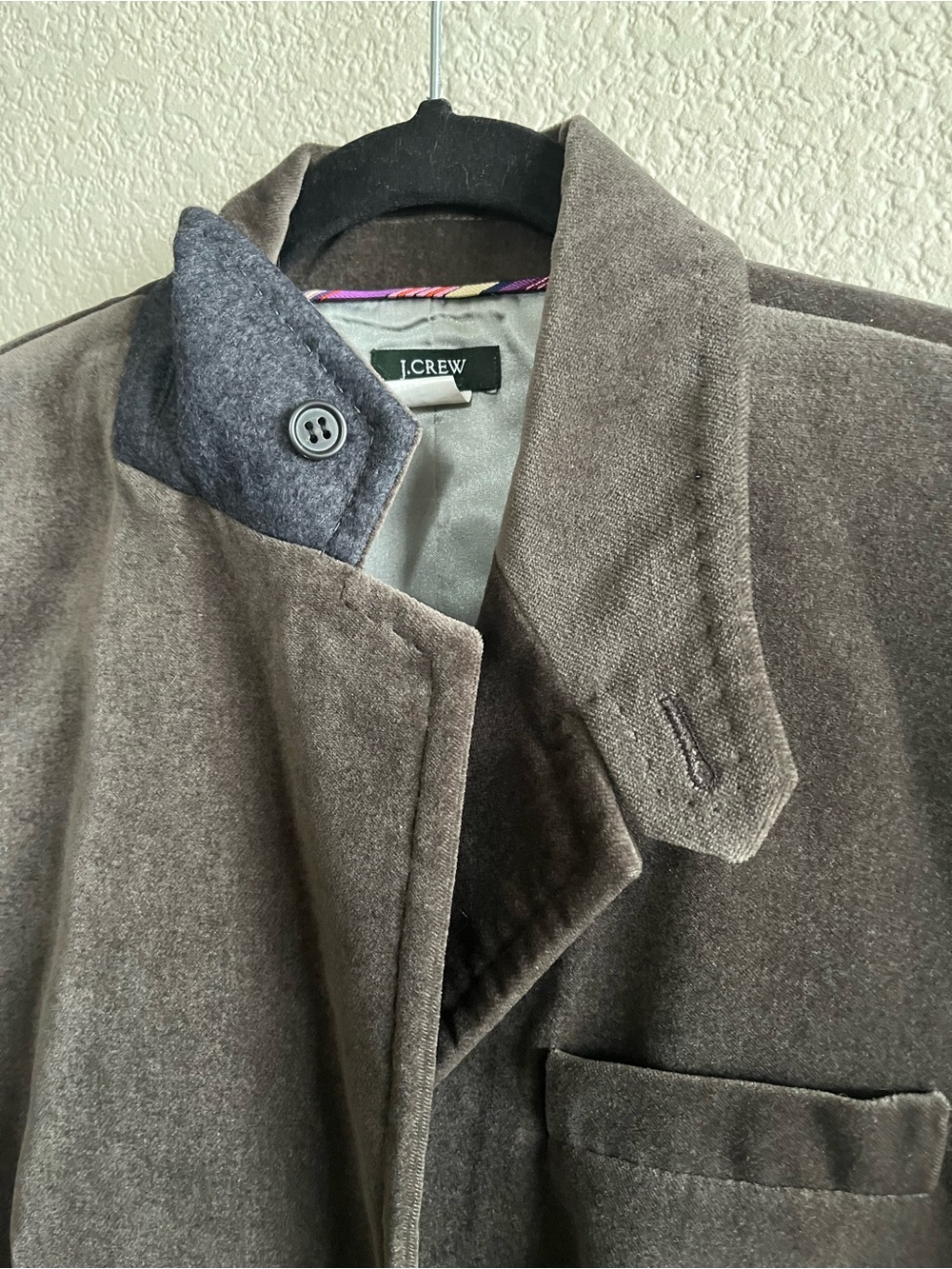 Velvet Single-Button Blazer - Picture 5 of 16